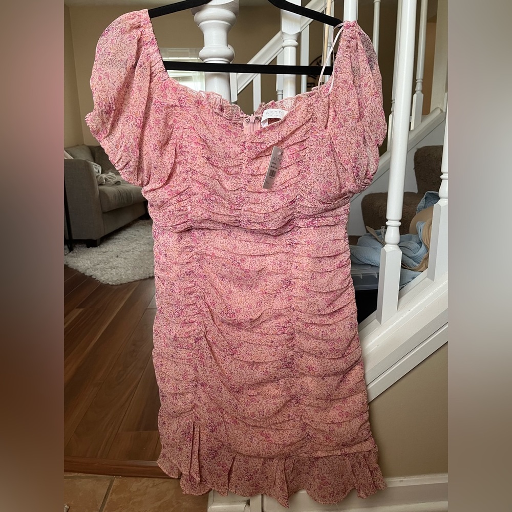 ASTR The Label pink floral mini dress size large